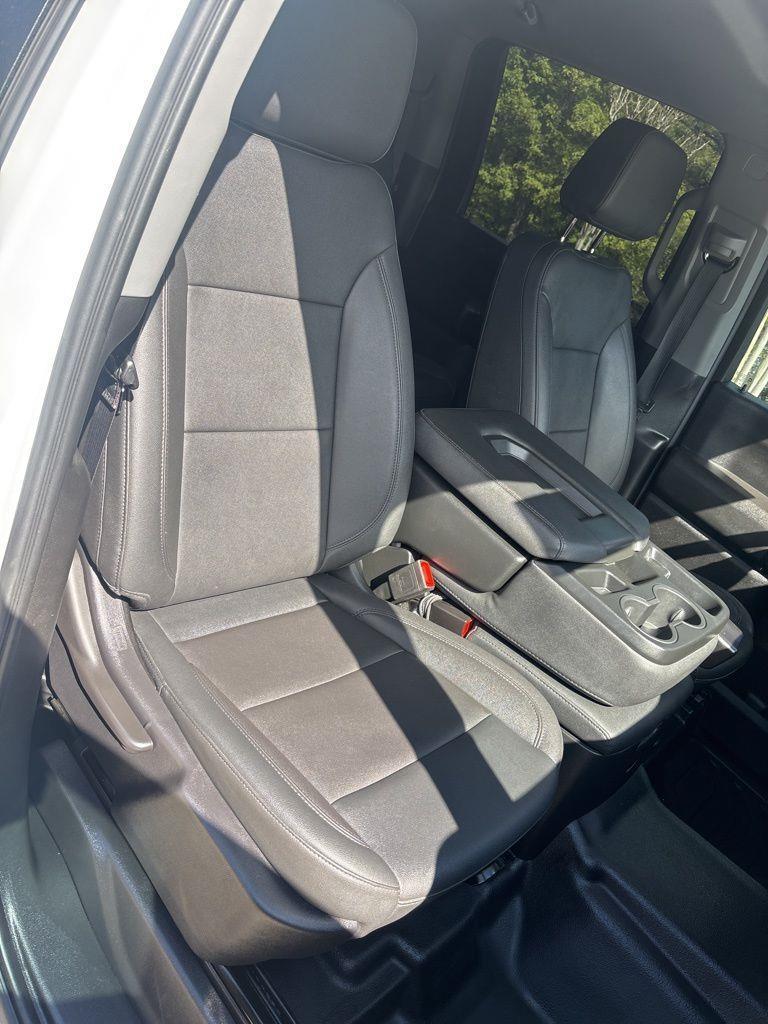 Chevrolet Silverado 3500HD Work Truck Crew Cab 4WD 2024