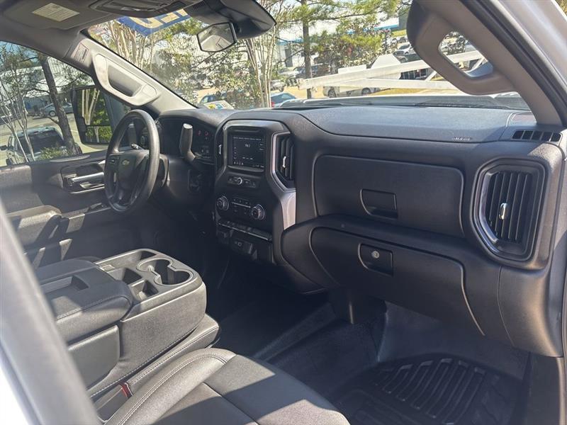 Chevrolet Silverado 3500HD Work Truck Crew Cab 4WD 2024