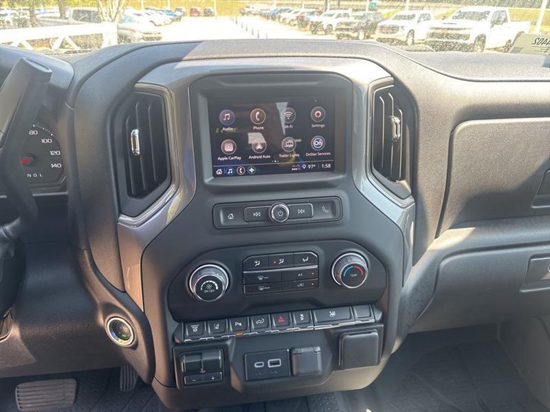 Chevrolet Silverado 2500HD Custom Double Cab Long Box 4WD 2026