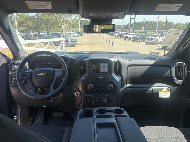 Chevrolet Silverado 2500HD Custom Double Cab Long Box 4WD 2026