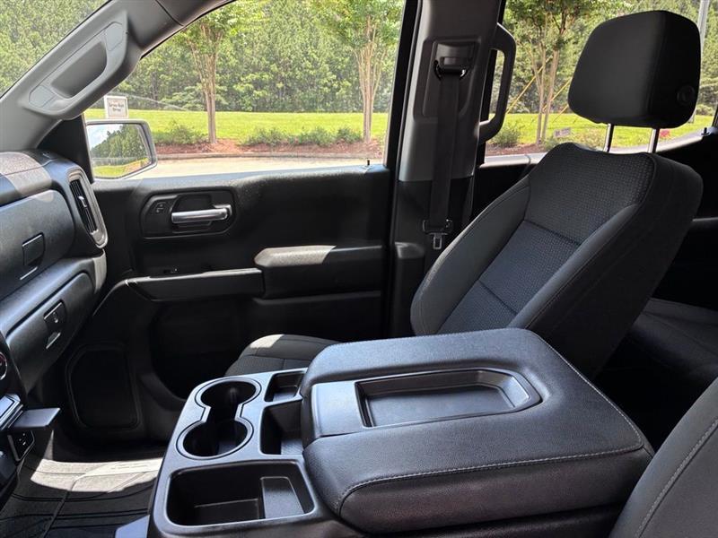 GMC Sierra 1500 Pro Crew Cab Short Box 4WD 2023