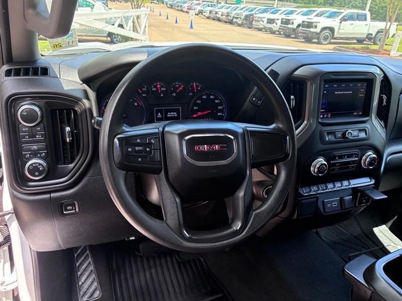 GMC Sierra 1500 Pro Crew Cab Short Box 4WD 2023