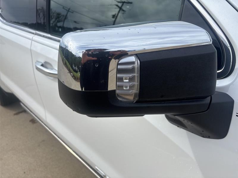 GMC Sierra 1500 Denali Ultimate Crew Cab 4WD 2023