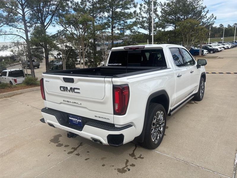 GMC Sierra 1500 Denali Ultimate Crew Cab 4WD 2023