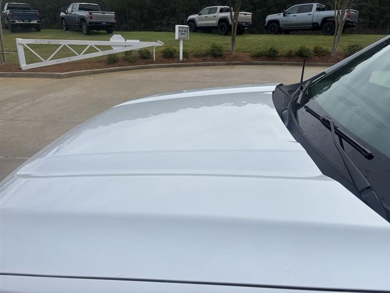 GMC Sierra 1500 Denali Ultimate Crew Cab 4WD 2023