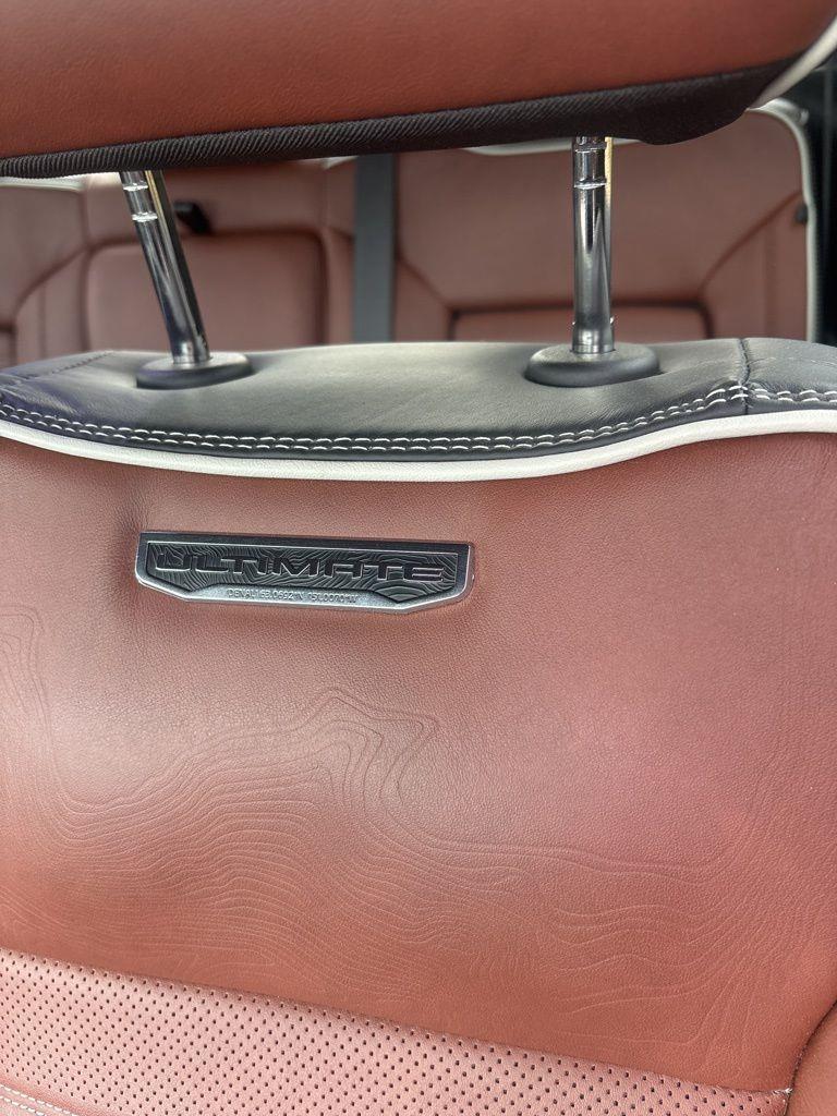 GMC Sierra 1500 Denali Ultimate Crew Cab 4WD 2023