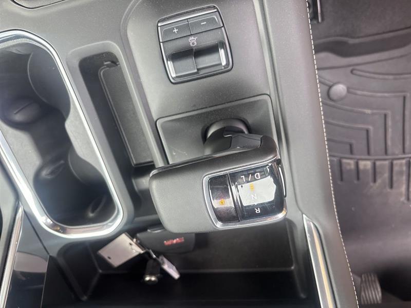 GMC Sierra 1500 Denali Ultimate Crew Cab 4WD 2023