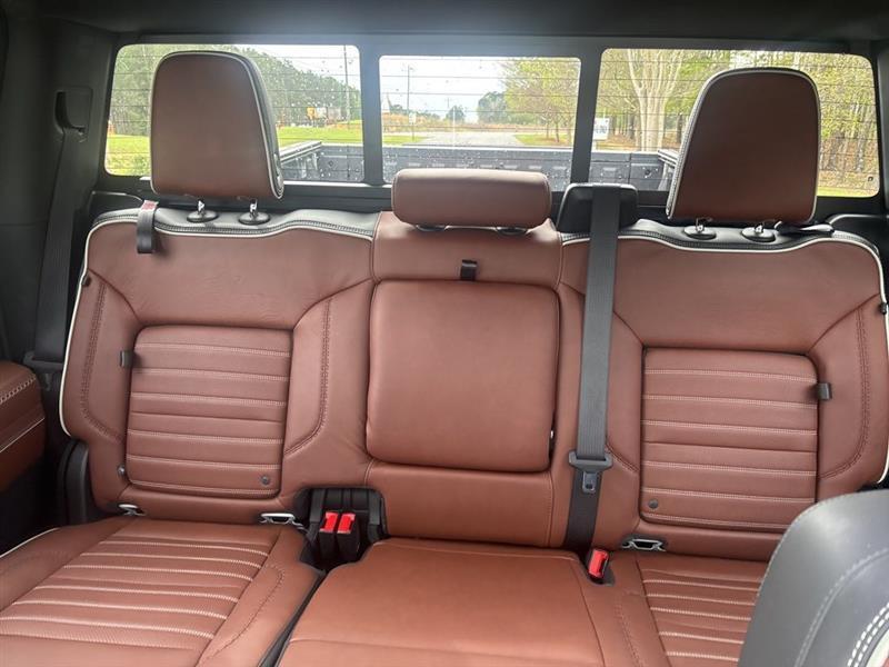 GMC Sierra 1500 Denali Ultimate Crew Cab 4WD 2023