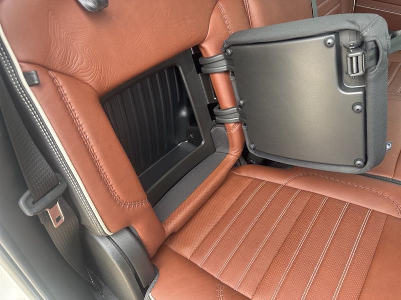 GMC Sierra 1500 Denali Ultimate Crew Cab 4WD 2023