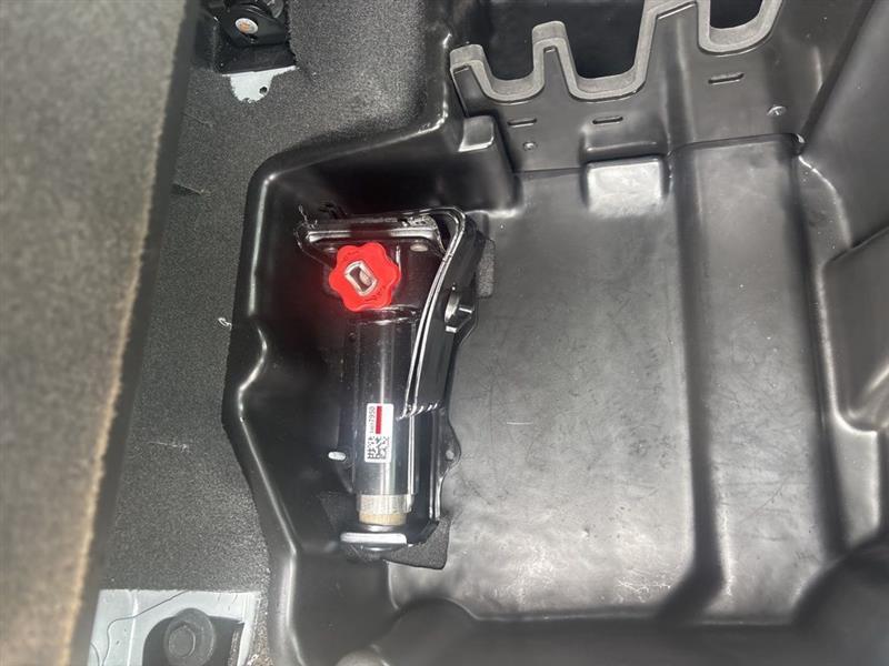 GMC Sierra 1500 Denali Ultimate Crew Cab 4WD 2023