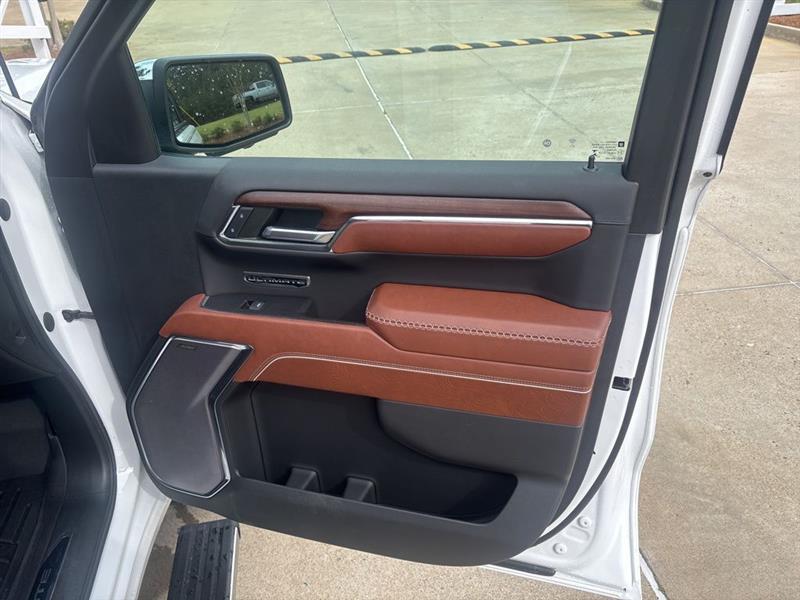 GMC Sierra 1500 Denali Ultimate Crew Cab 4WD 2023