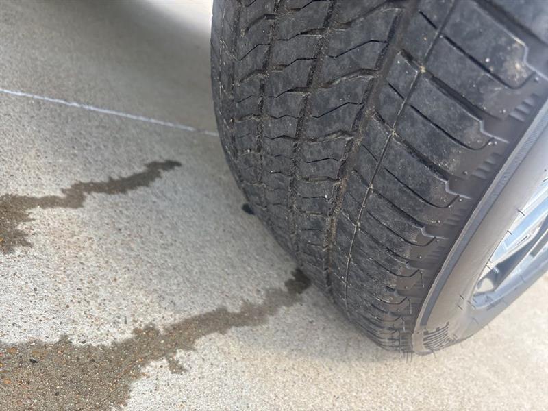 GMC Sierra 1500 Denali Ultimate Crew Cab 4WD 2023