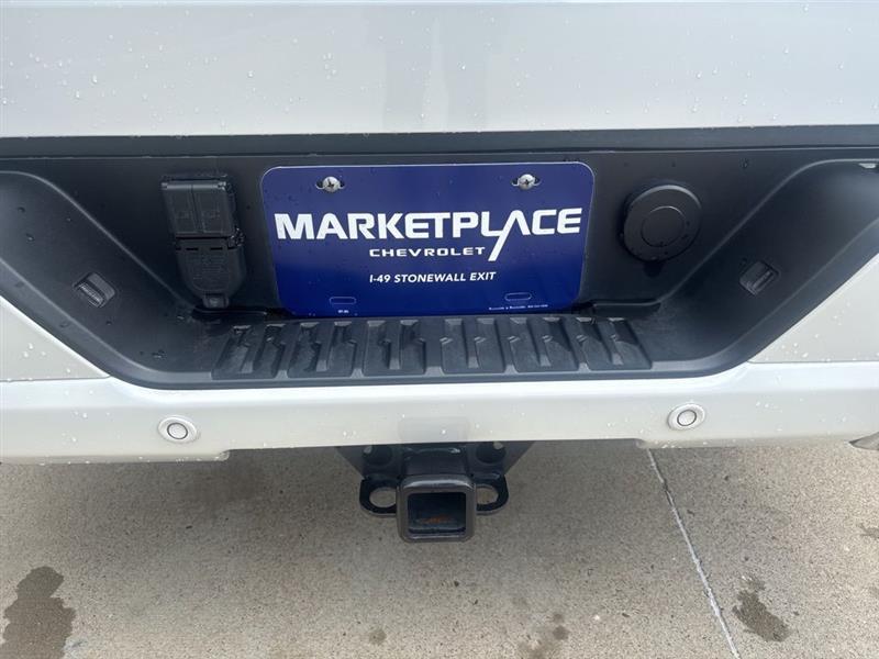 GMC Sierra 1500 Denali Ultimate Crew Cab 4WD 2023