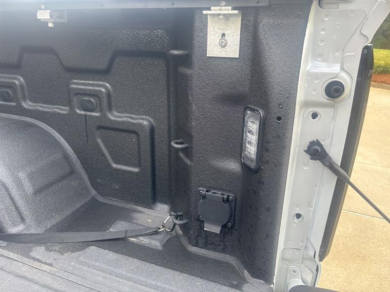 GMC Sierra 1500 Denali Ultimate Crew Cab 4WD 2023