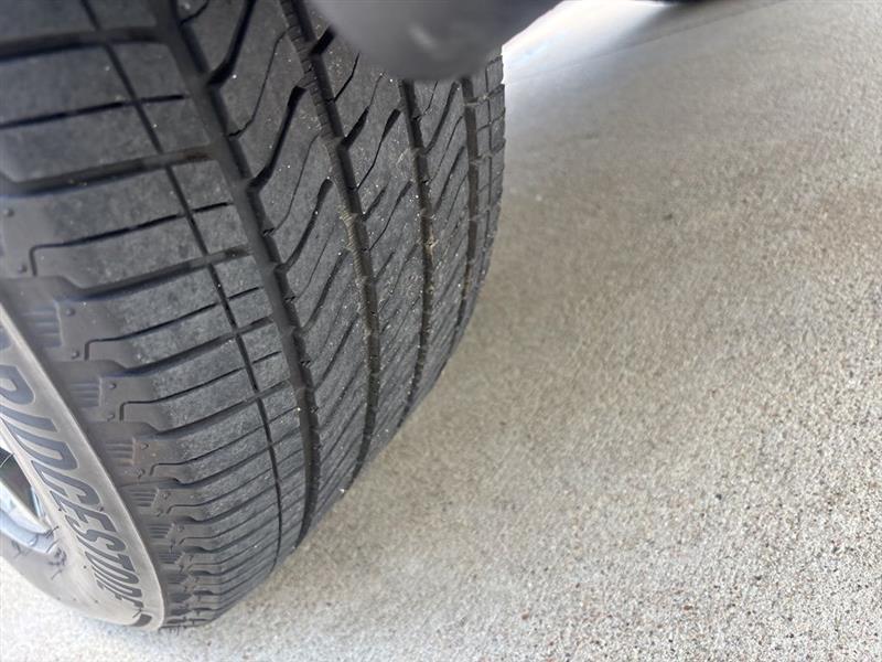 GMC Sierra 1500 Denali Ultimate Crew Cab 4WD 2023