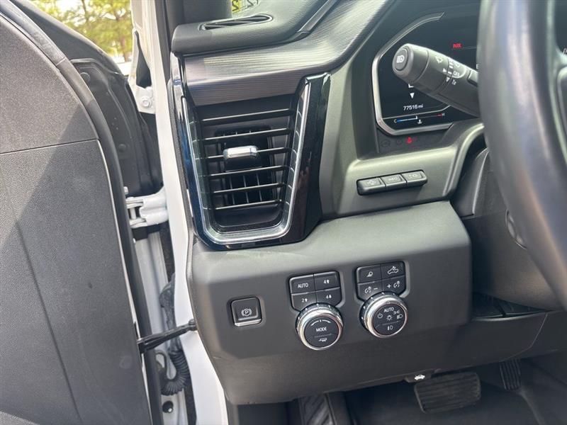 GMC Sierra 1500 Denali Ultimate Crew Cab 4WD 2023