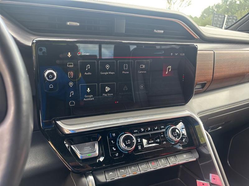 GMC Sierra 1500 Denali Ultimate Crew Cab 4WD 2023