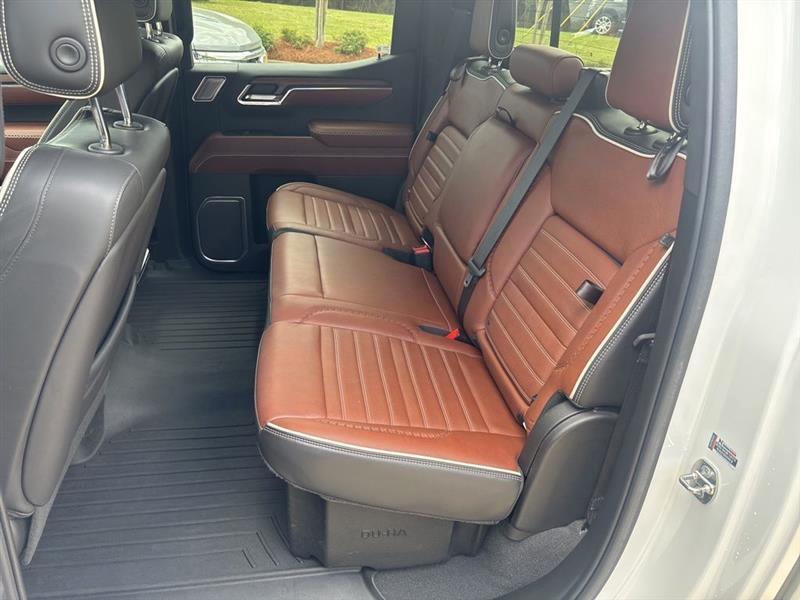 GMC Sierra 1500 Denali Ultimate Crew Cab 4WD 2023