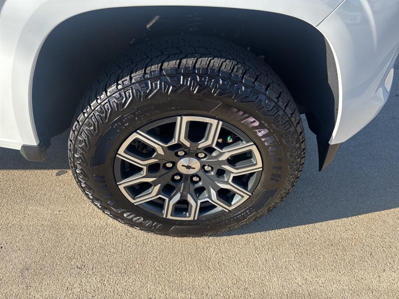 Chevrolet Colorado Z71 Crew Cab 4WD 2025