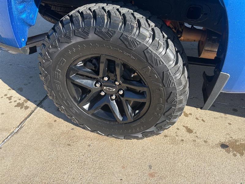Chevrolet Silverado 1500 Trail Boss Custom Crew Cab 4WD 2022