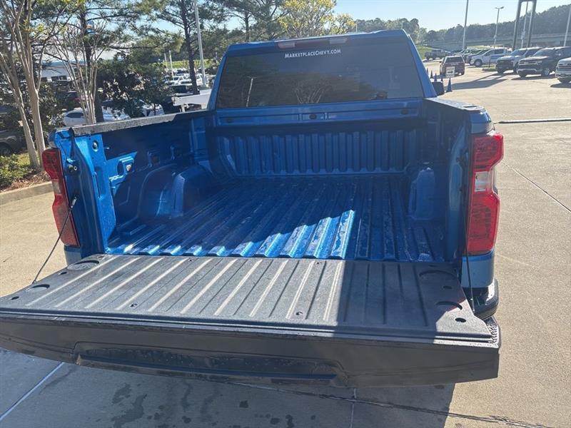 Chevrolet Silverado 1500 Trail Boss Custom Crew Cab 4WD 2022