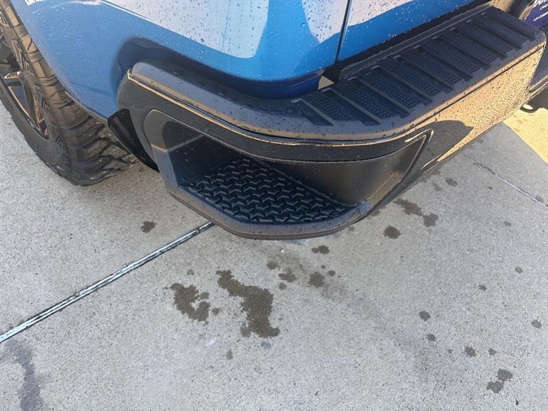 Chevrolet Silverado 1500 Trail Boss Custom Crew Cab 4WD 2022