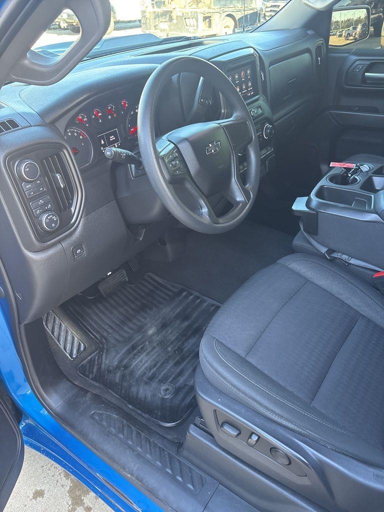 Chevrolet Silverado 1500 Trail Boss Custom Crew Cab 4WD 2022