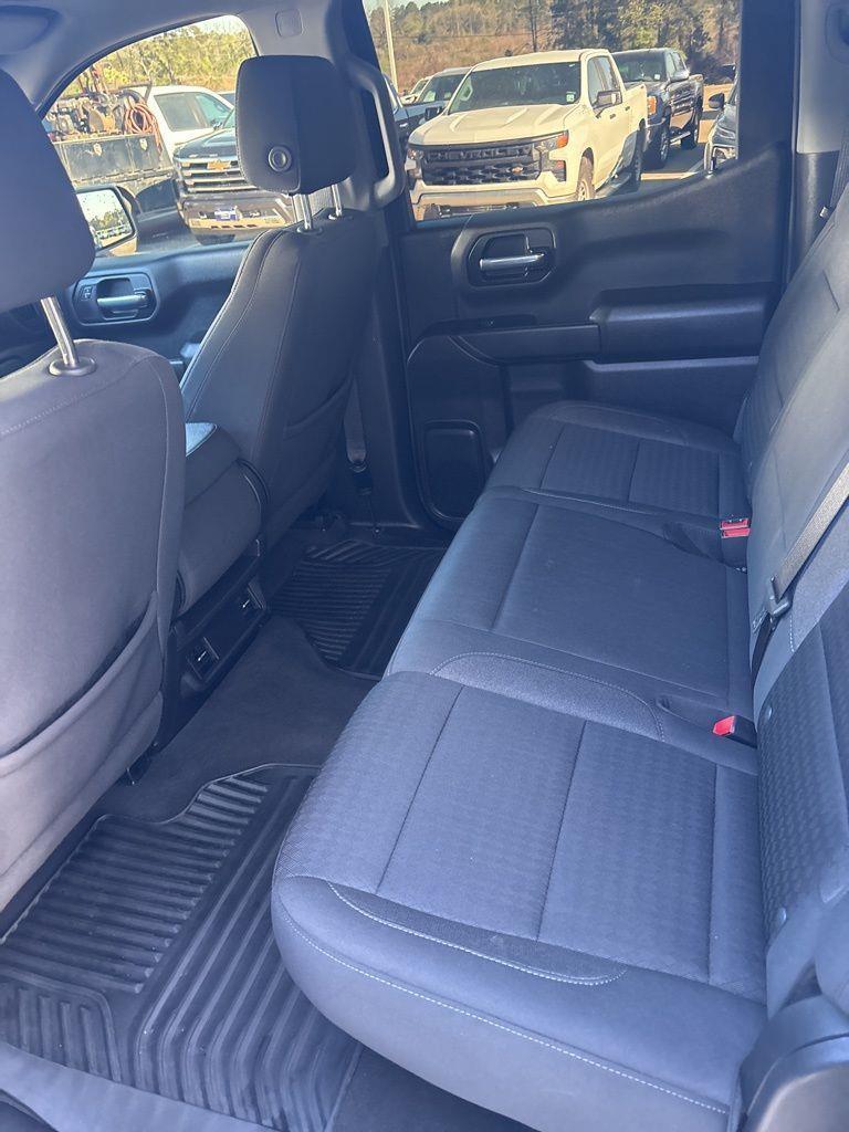 Chevrolet Silverado 1500 Trail Boss Custom Crew Cab 4WD 2022