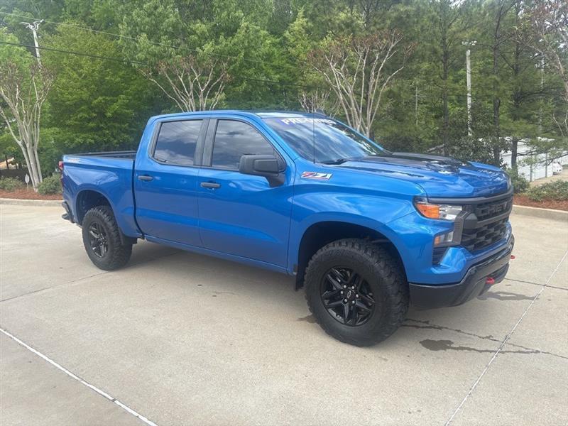 Chevrolet Silverado 1500 Trail Boss Custom Crew Cab 4WD 2022