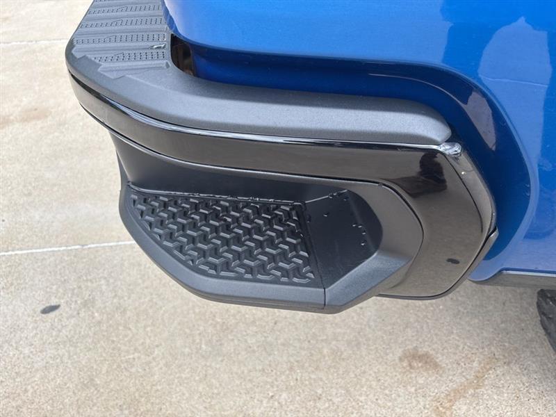 Chevrolet Silverado 1500 Trail Boss Custom Crew Cab 4WD 2022