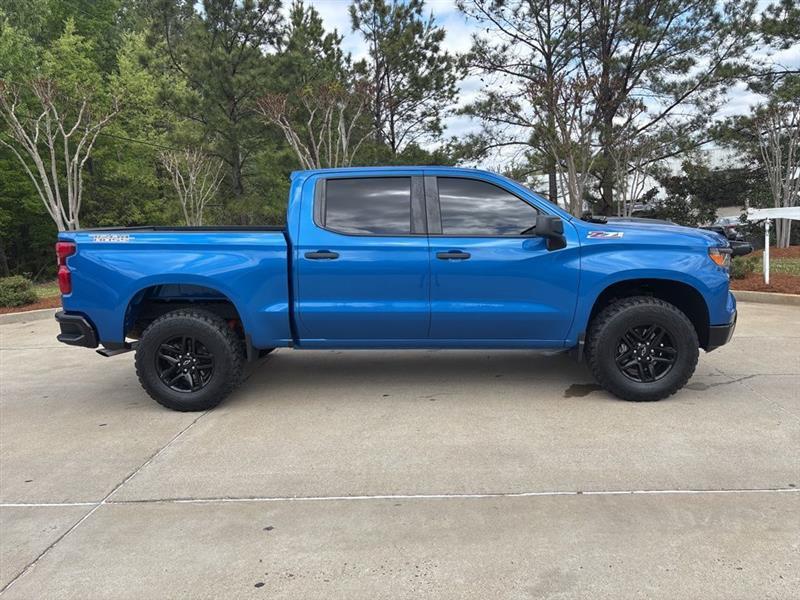 Chevrolet Silverado 1500 Trail Boss Custom Crew Cab 4WD 2022
