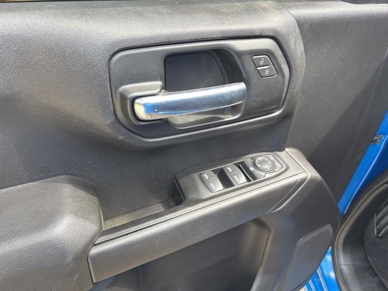 Chevrolet Silverado 1500 Trail Boss Custom Crew Cab 4WD 2022