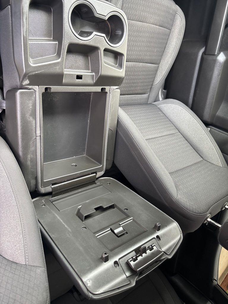 Chevrolet Silverado 1500 Trail Boss Custom Crew Cab 4WD 2022