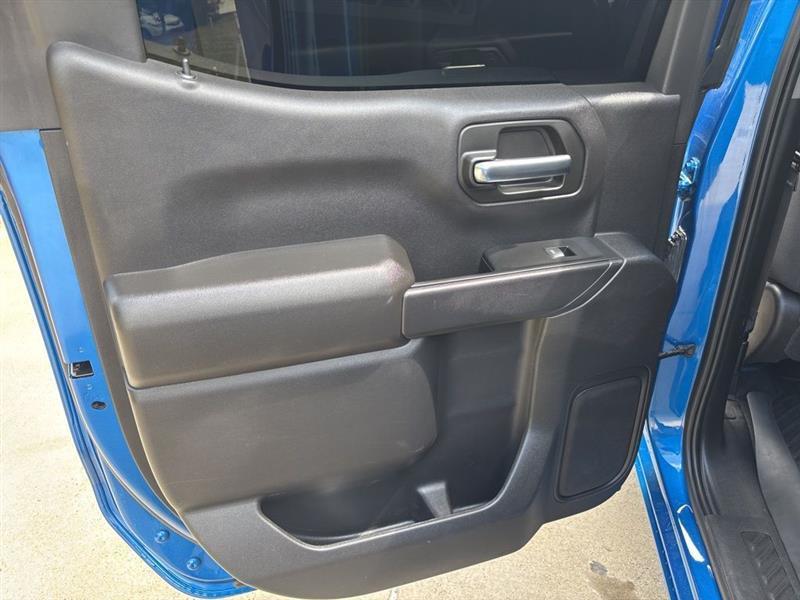 Chevrolet Silverado 1500 Trail Boss Custom Crew Cab 4WD 2022