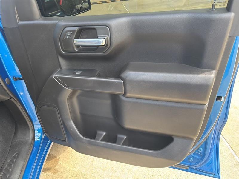 Chevrolet Silverado 1500 Trail Boss Custom Crew Cab 4WD 2022