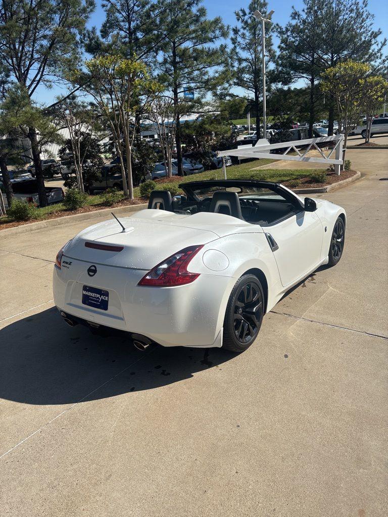 Nissan Z 370Z Roadster Touring 7AT 2019