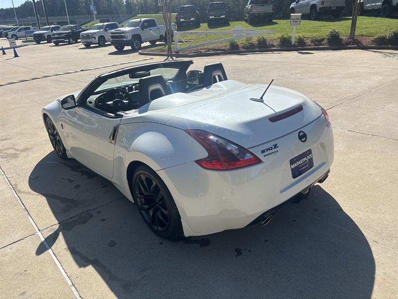 Nissan Z 370Z Roadster Touring 7AT 2019