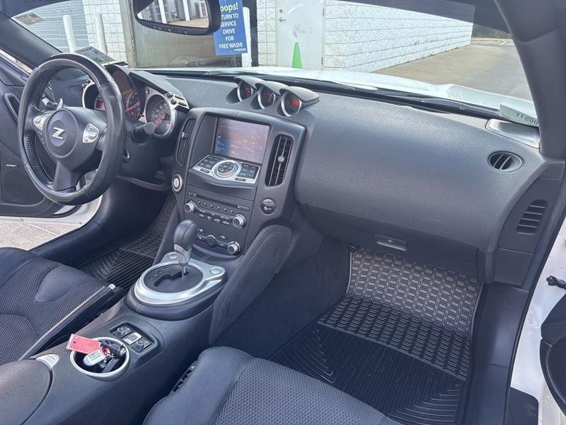 Nissan Z 370Z Roadster Touring 7AT 2019