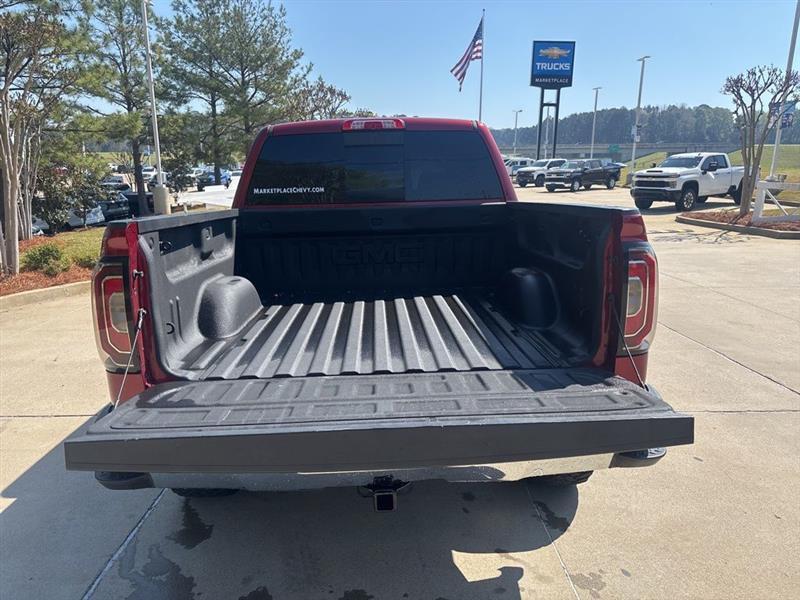 GMC Sierra 1500 SLT Crew Cab Long Box 4WD 2018
