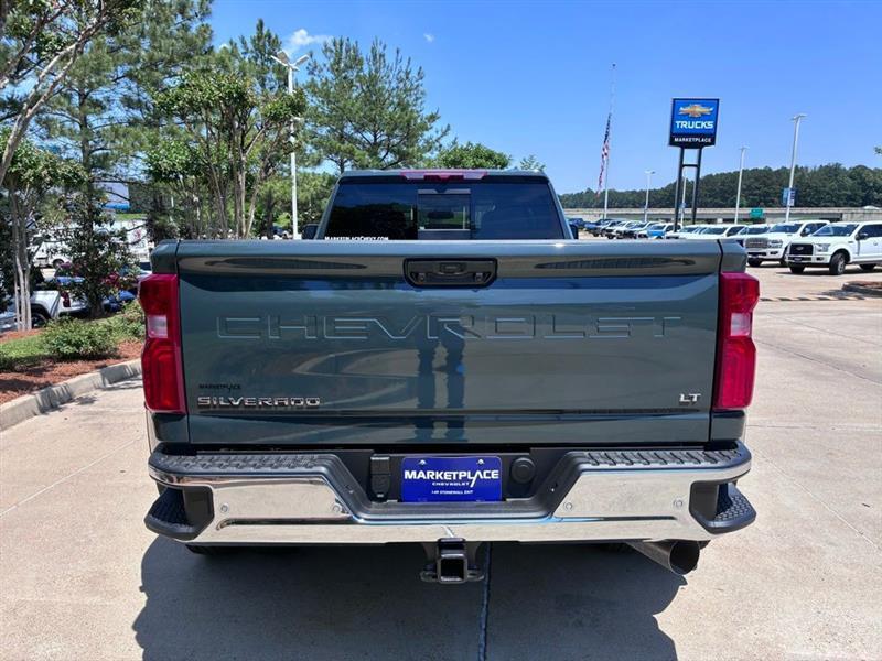 Chevrolet Silverado 3500HD LT Crew Cab 4WD 2025