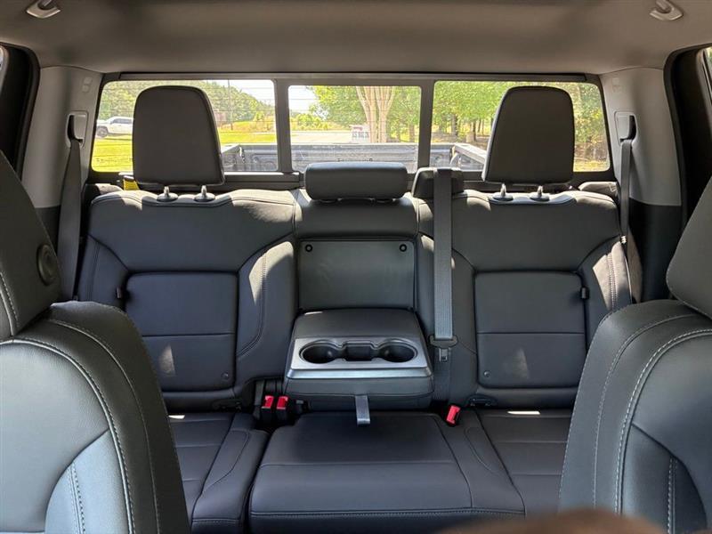 Chevrolet Silverado 3500HD LT Crew Cab 4WD 2025