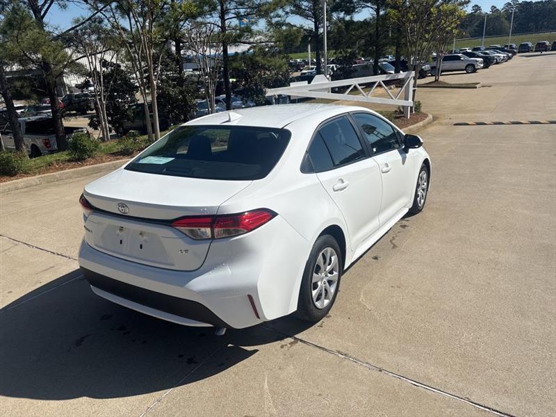 Toyota Corolla LE 2022