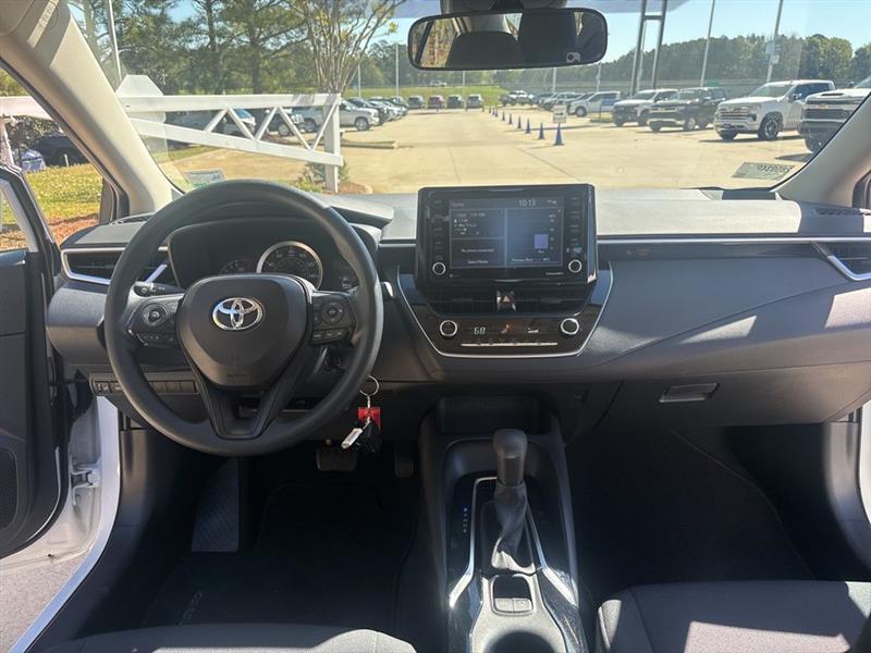 Toyota Corolla LE 2022