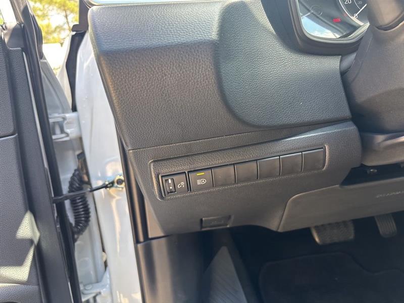 Toyota Corolla LE 2022