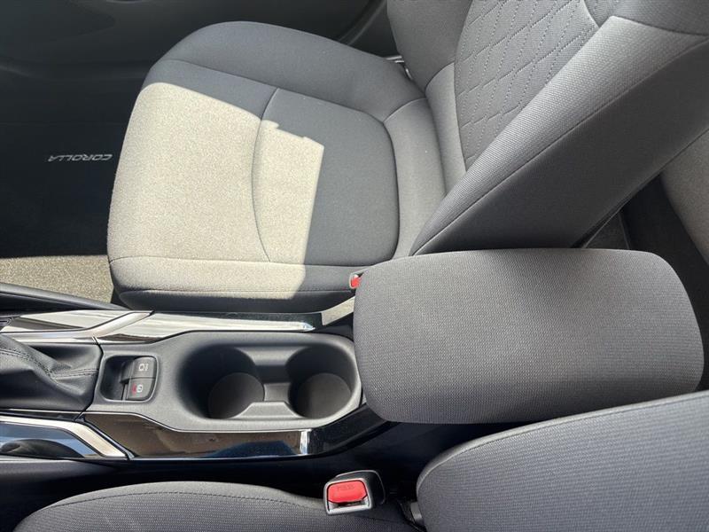 Toyota Corolla LE 2022