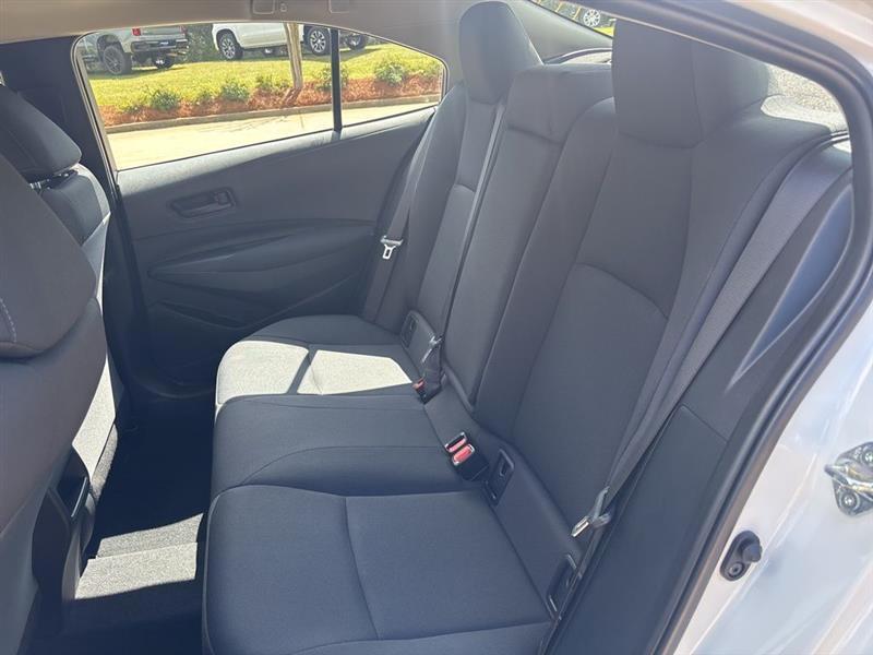 Toyota Corolla LE 2022