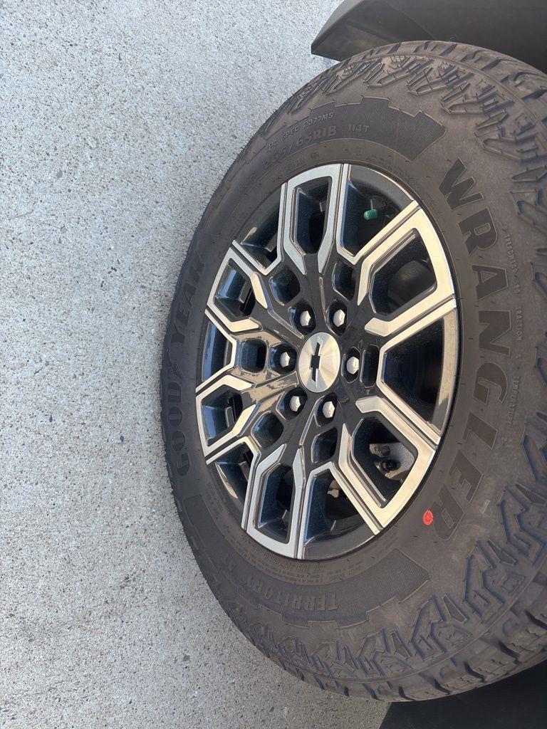 Chevrolet Colorado Z71 Crew Cab 4WD 2026