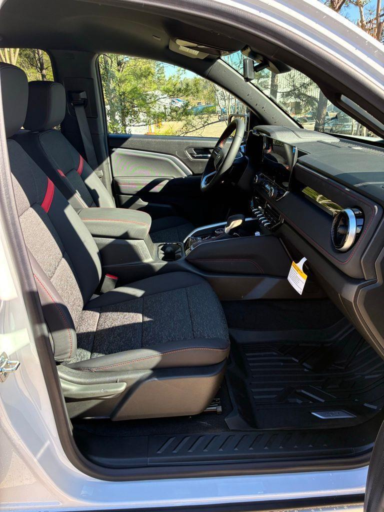 Chevrolet Colorado Z71 Crew Cab 4WD 2026