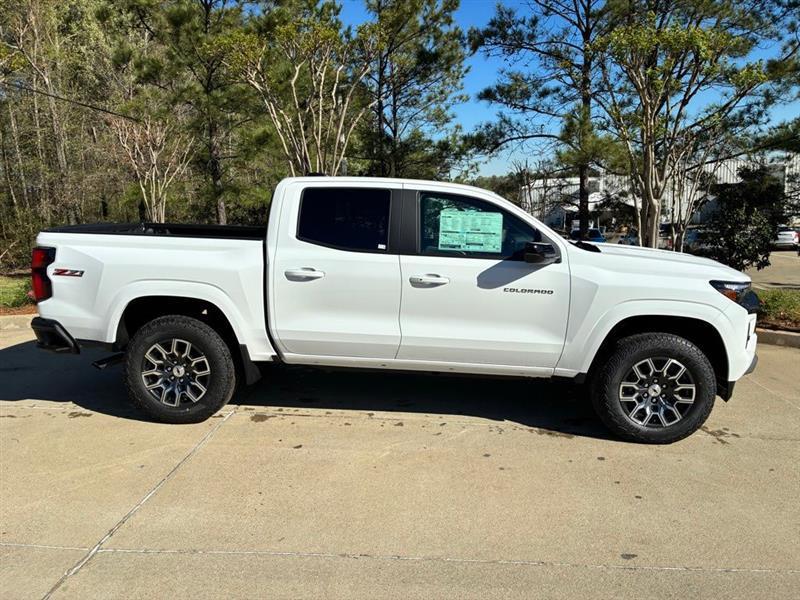 Chevrolet Colorado Z71 Crew Cab 4WD 2026
