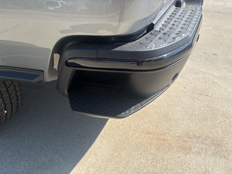 Chevrolet Colorado Z71 Crew Cab 4WD 2026